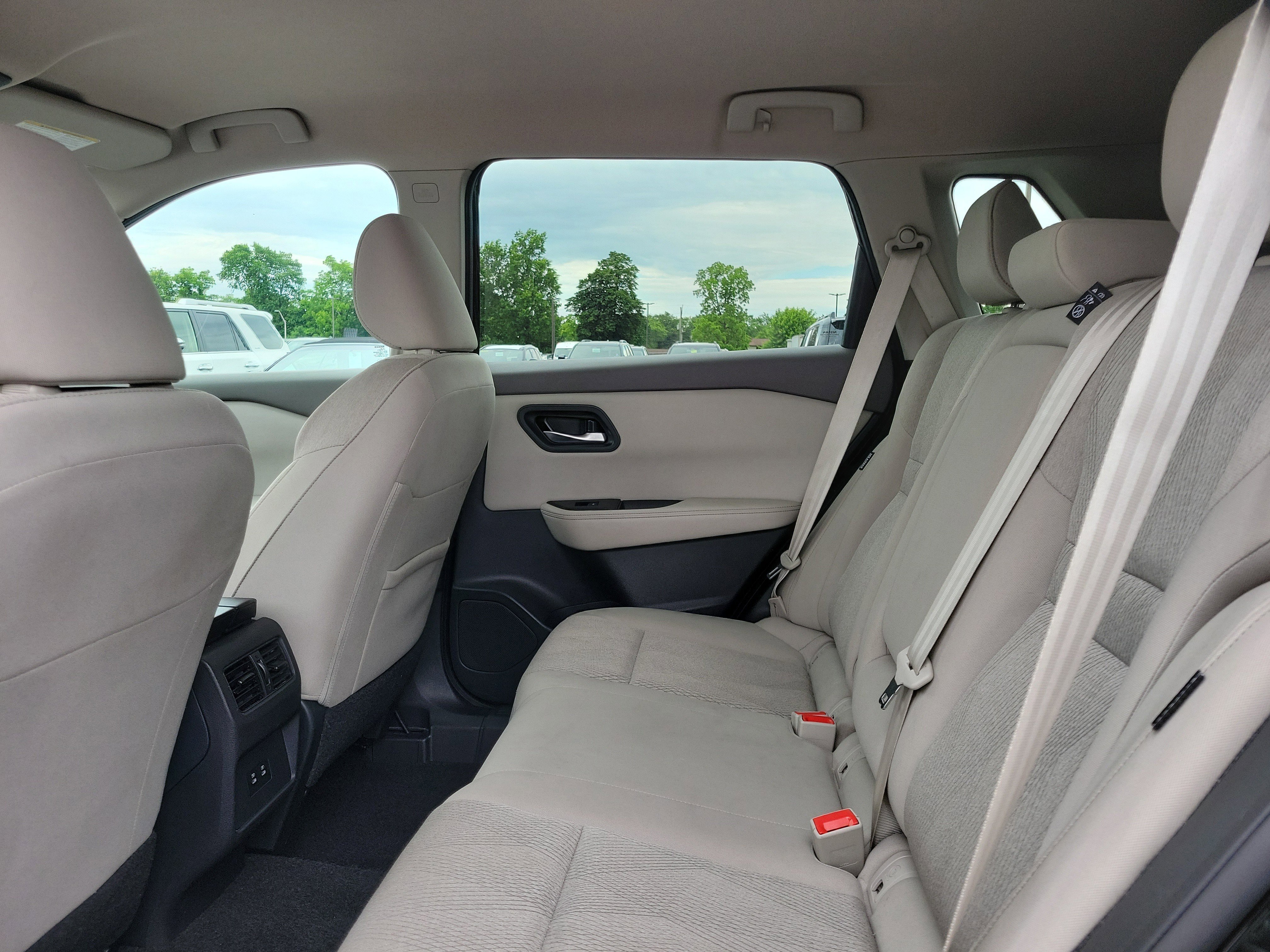 Used 2025 Super Black Nissan SV image 11