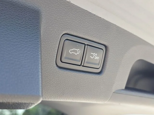 Used 2025 Silver Kia EX image 11