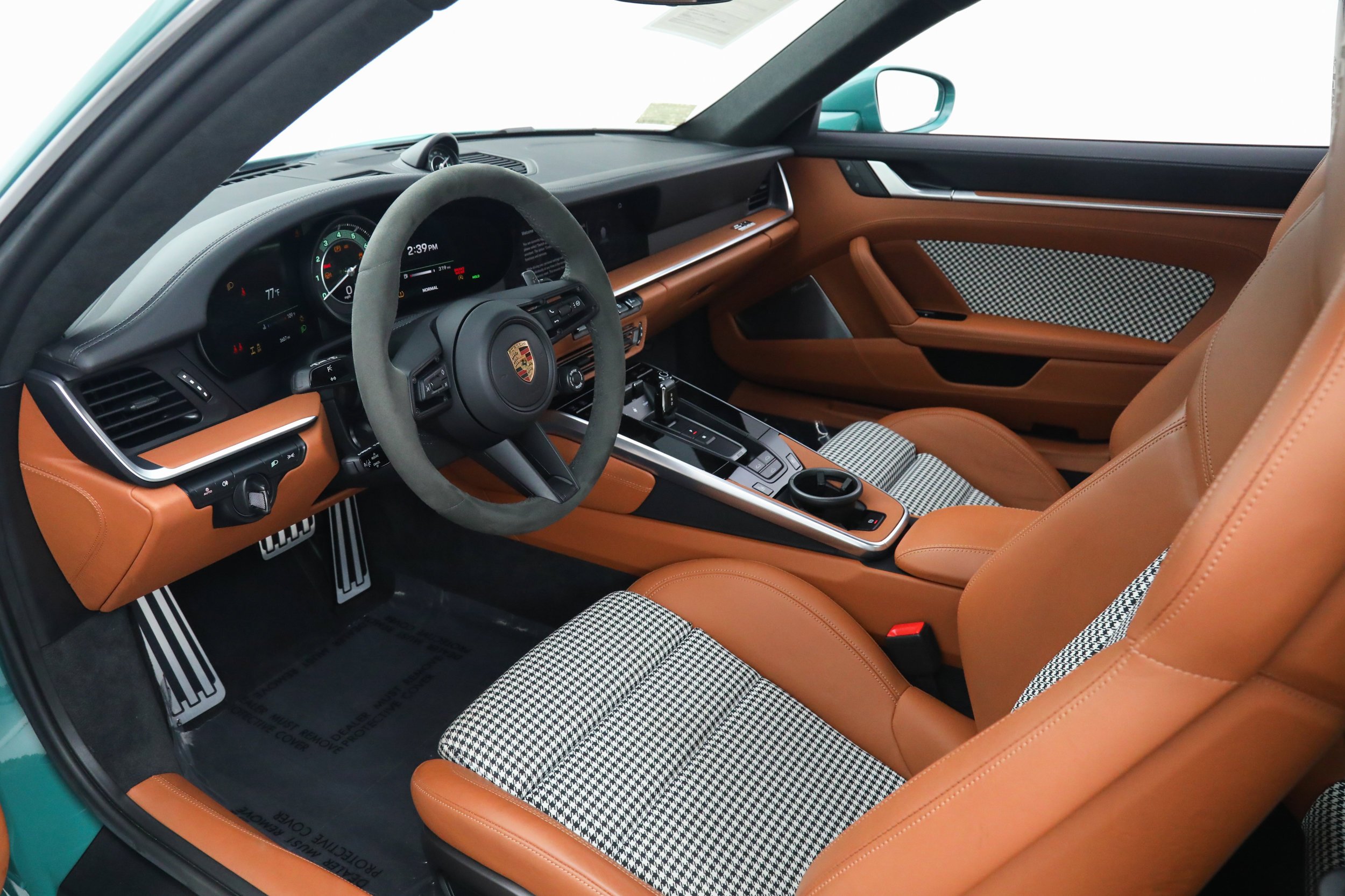 Used 2023 Green Porsche Turbo S Coupe image 22