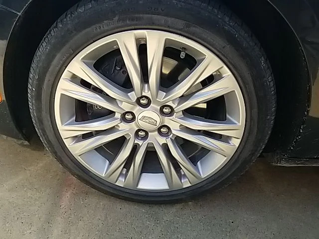 Used 2018 Gray Cadillac Luxury image 21