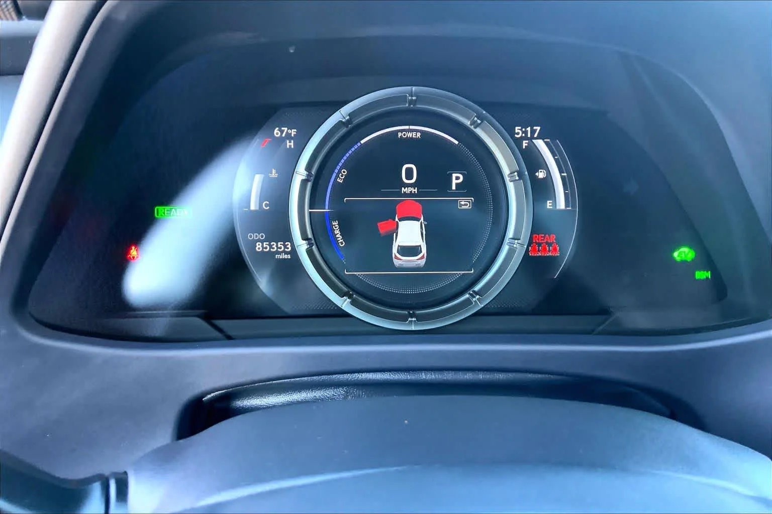 Used 2019 Ultra White Lexus F SPORT image 26