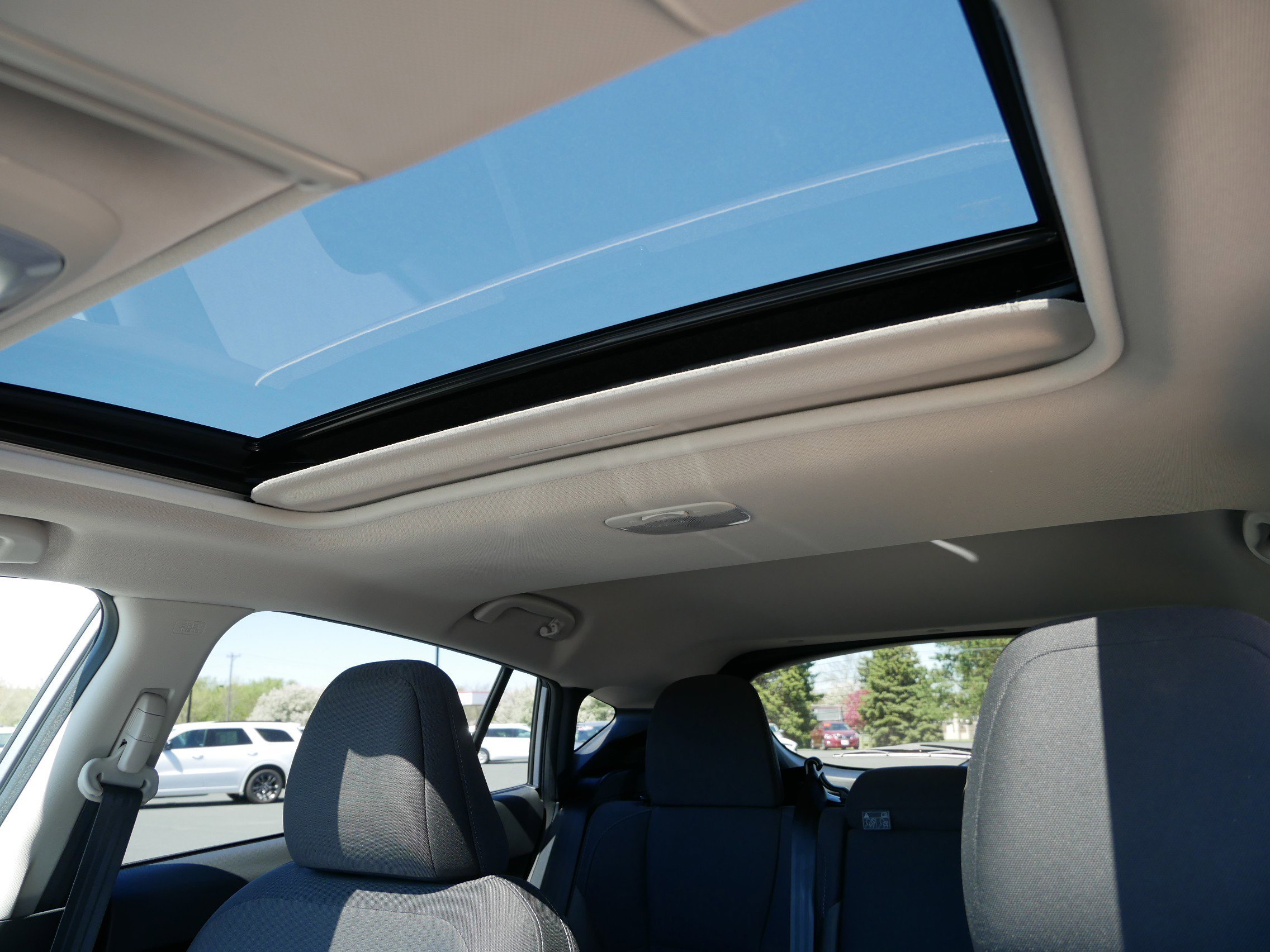 Used 2025 Ice Silver Metallic Subaru Premium image 27