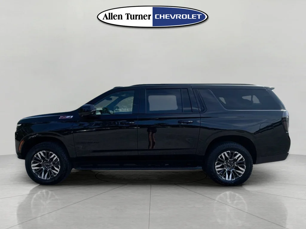 2026 Chevrolet Suburban Z71 - Photo 6