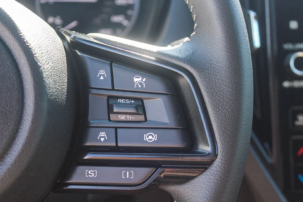 Used 2025 Gray Metallic Subaru Premium image 25