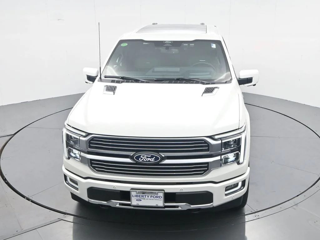 New 2026 Star White Metallic Tri-Coat Ford Platinum® image 23