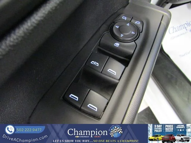 Certified Used 2025 Summit White Chevrolet Custom Trail Boss image 21