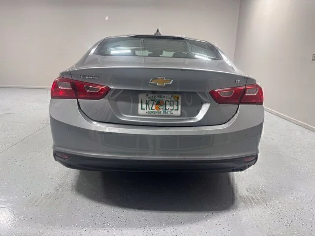 Used 2025 Gray Chevrolet LT image 7
