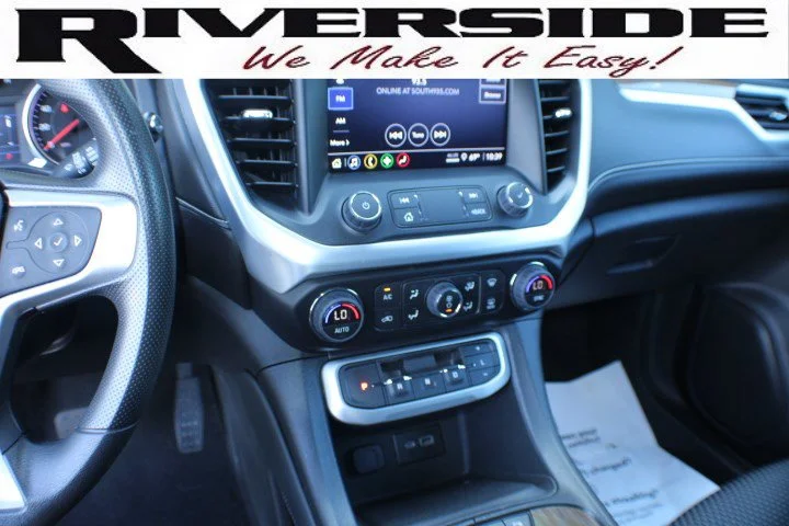 Certified Used 2023 Sterling Metallic GMC SLE image 10