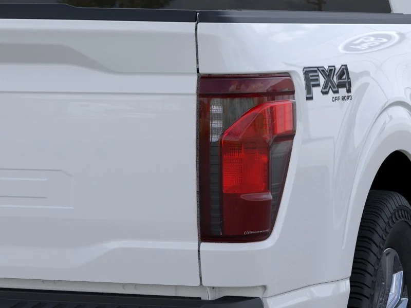 New 2026 Oxford White Ford XLT image 44
