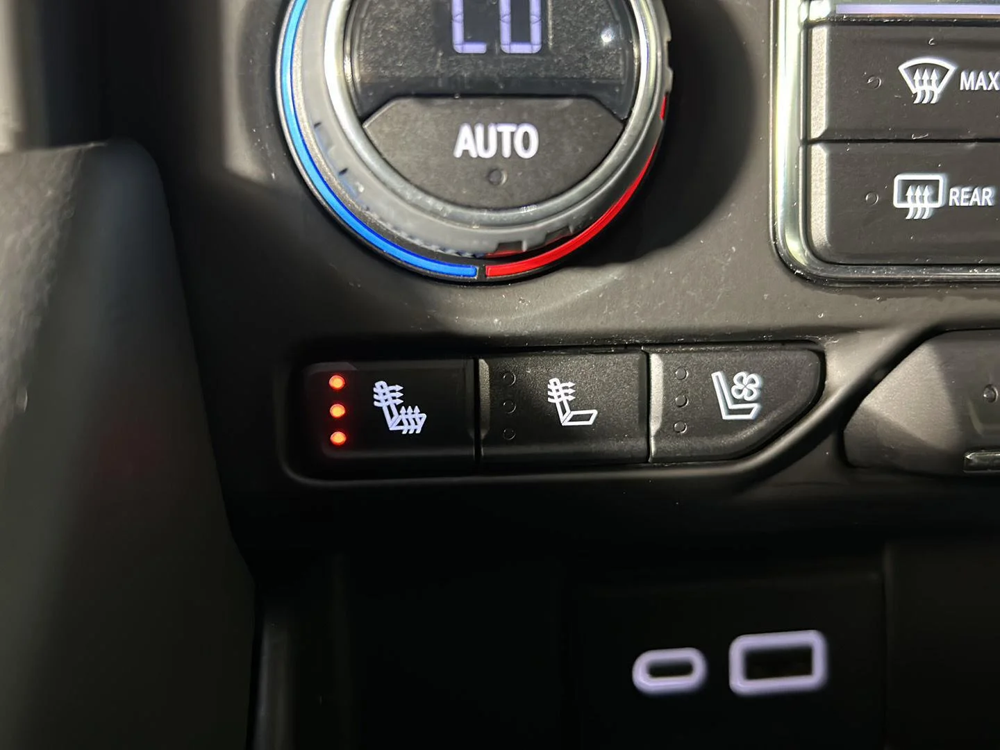 Used 2023 Dark Ash Metallic Chevrolet High Country image 32