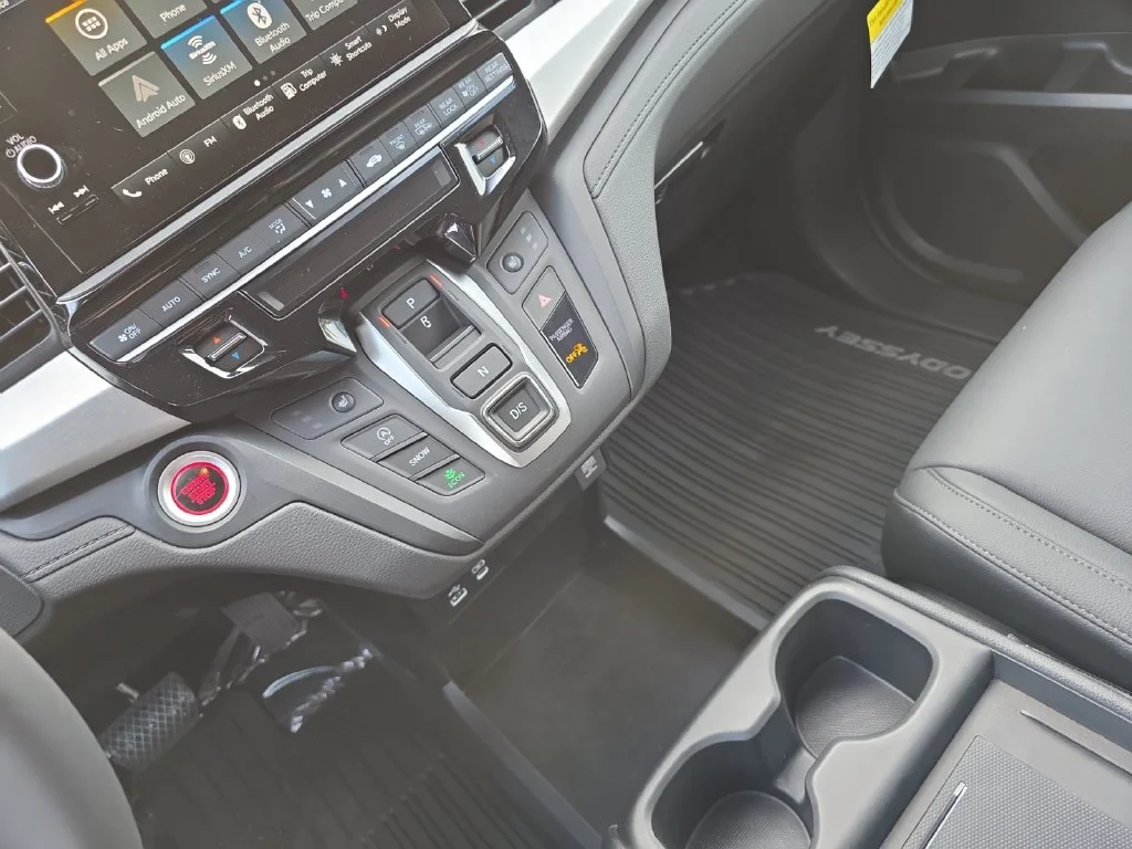 2026 Honda Odyssey EX-L - Photo 15