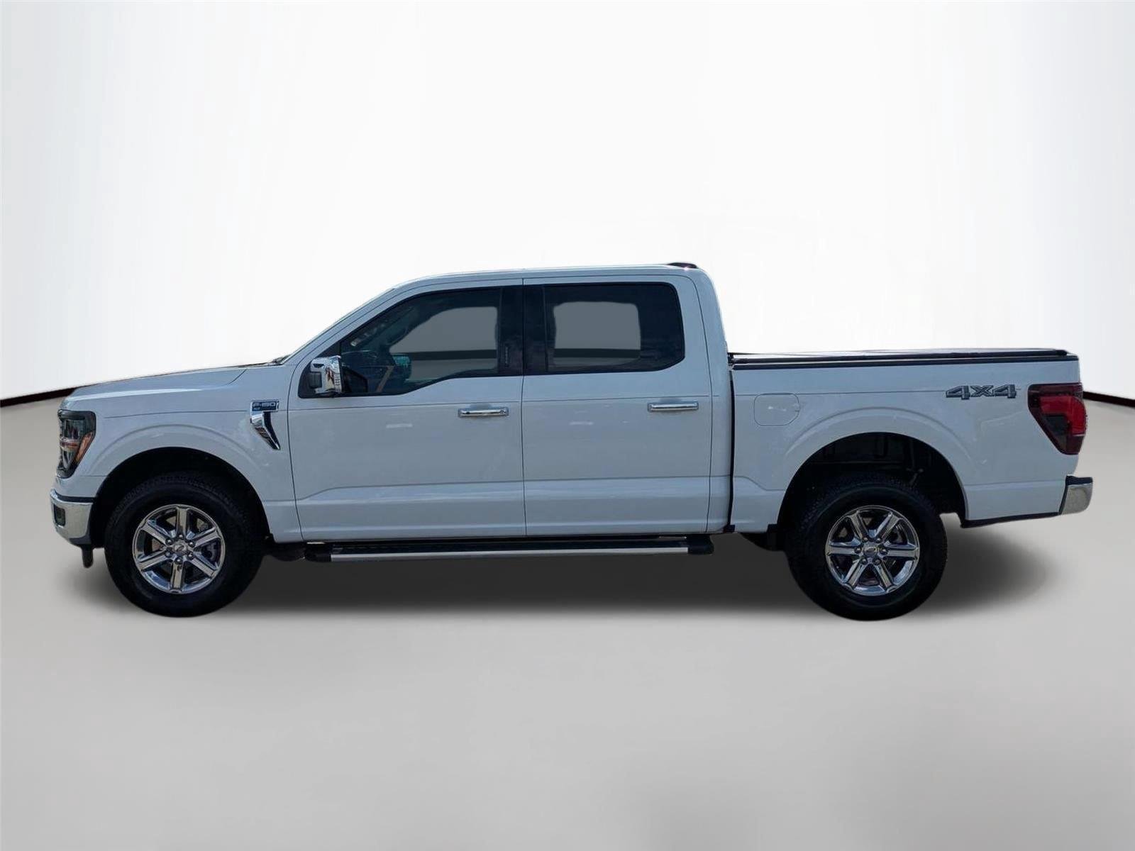 Used 2024 Oxford White FORD XLT image 8
