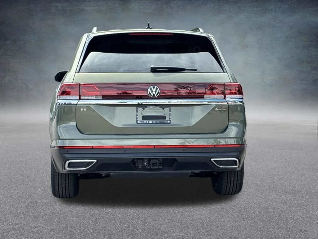 New 2026 Green Volkswagen 2.0T SE w/Technology image 4