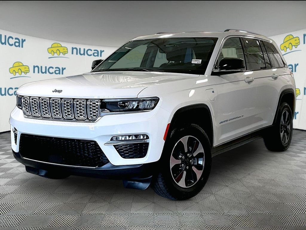 Used 2024 White Jeep 4xe image 3