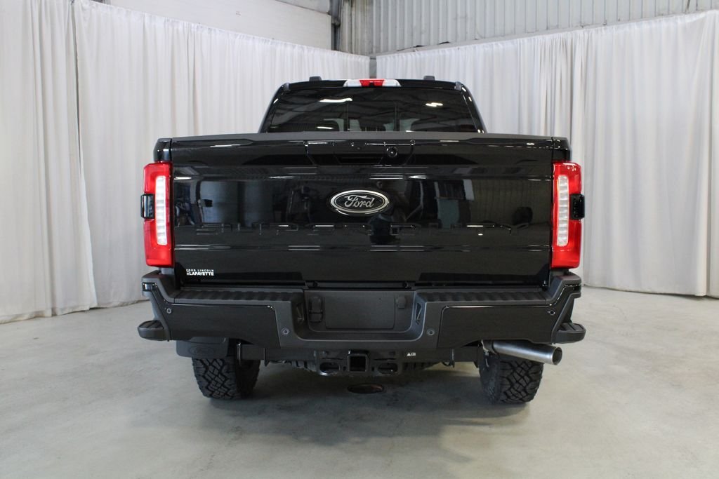New 2026 Agate Black Metallic Ford XLT image 25