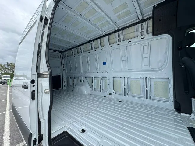 New 2026 White Mercedes-Benz Cargo 170 WB image 43