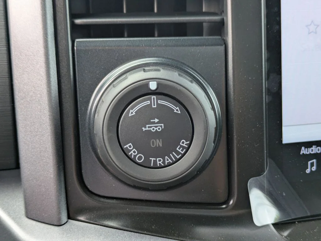 New 2026 Antimatter Blue Metallic Ford XLT image 26