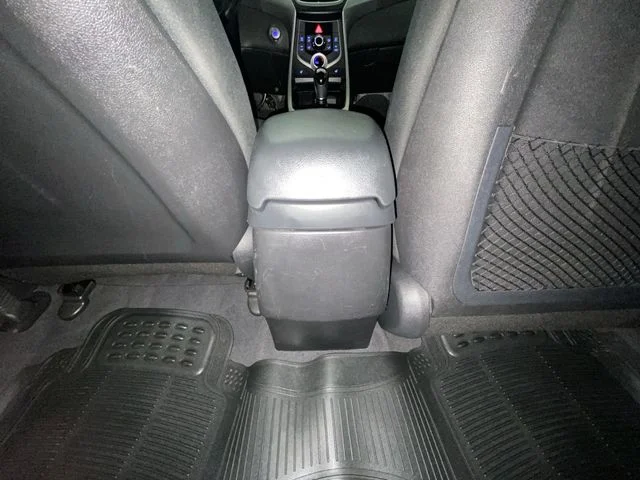 Used 2016 White Hyundai Value Edition image 28