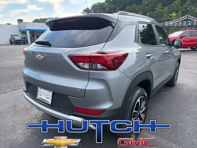New 2026 Sterling Gray Metallic Chevrolet LT image 3