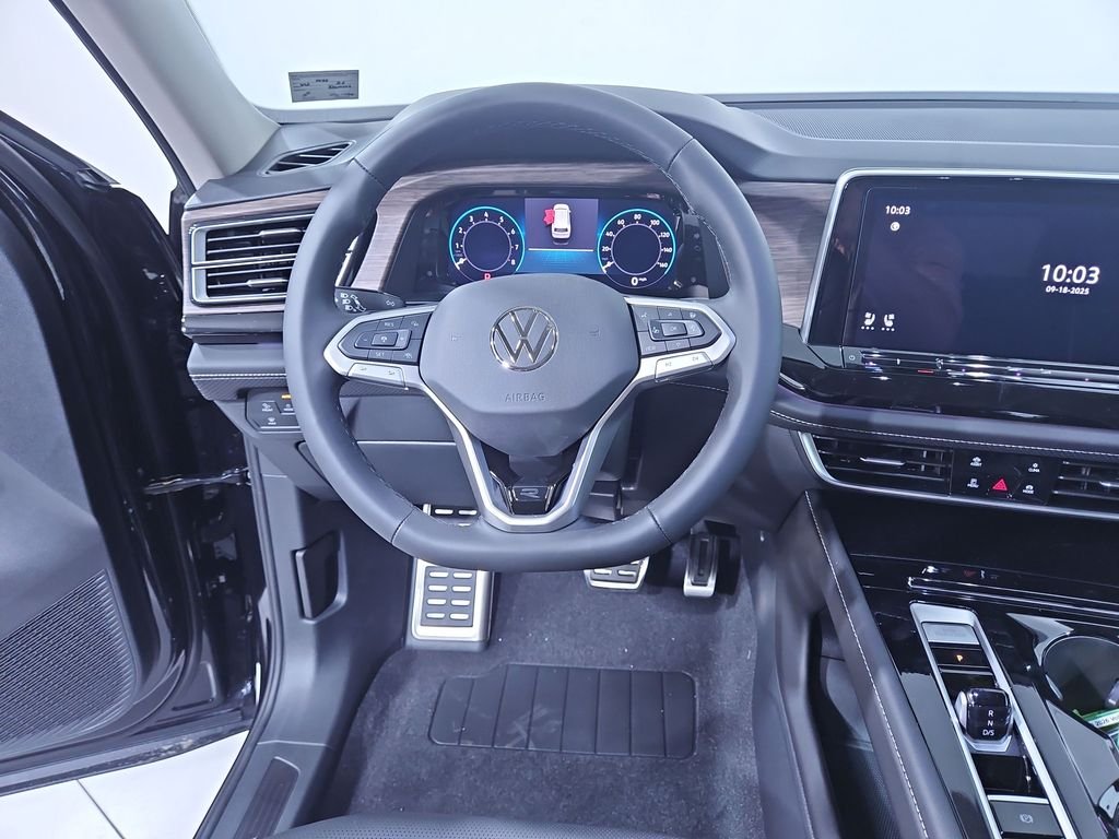 2026 Volkswagen Atlas SEL Premium R-Line - Photo 13