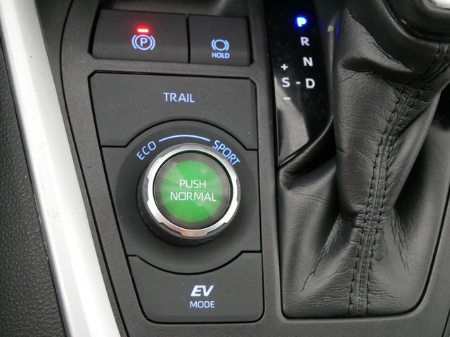 Certified Used 2021 Silver Sky Metallic/Midnight Black Metallic Toyota Hybrid XSE w/ Technology Pkg & Weather Pkg image 32