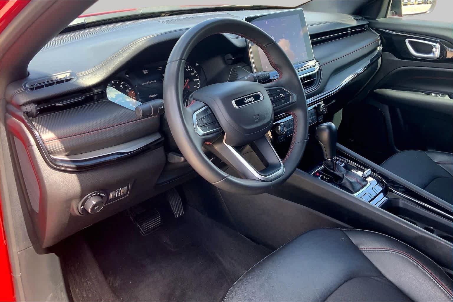 Used 2024 Red Hot Pearlcoat Jeep Trailhawk image 17