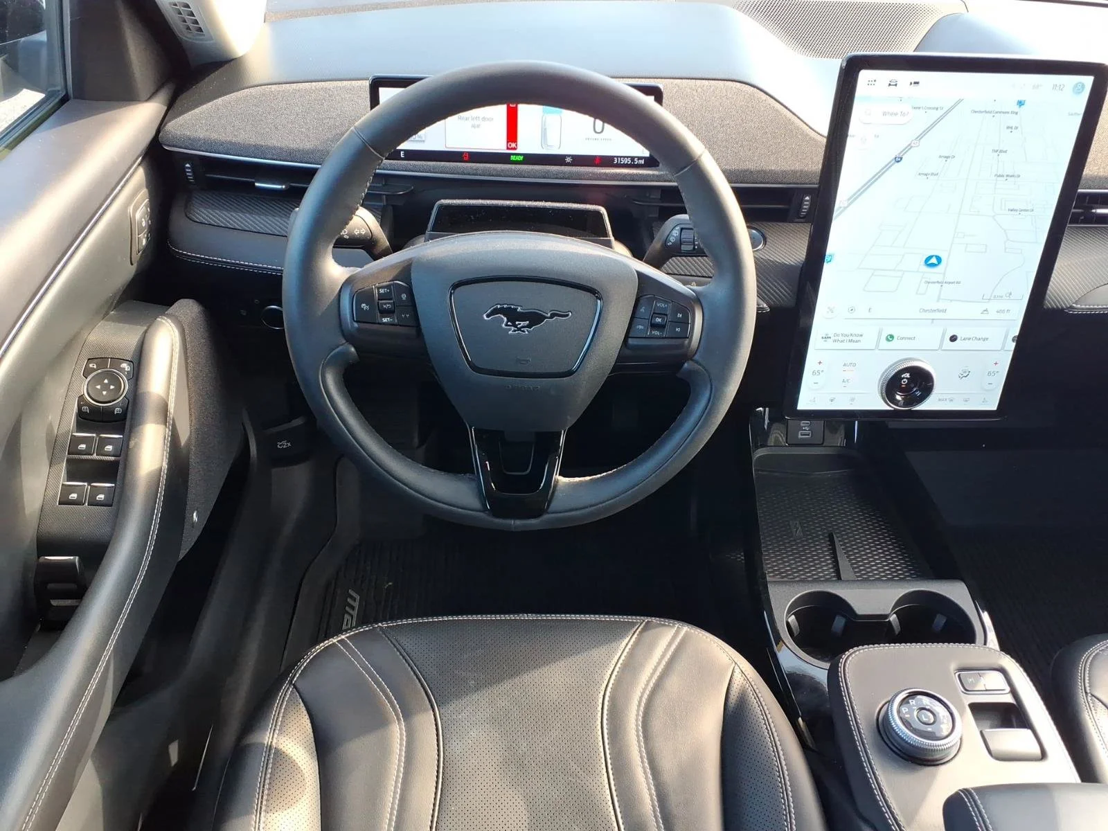 Used 2023 White Metallic Ford Premium image 5