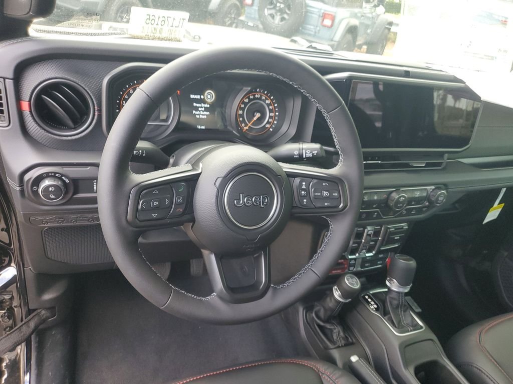 New 2026 Black Clear-Coat Exterior Paint Jeep Rubicon X image 10