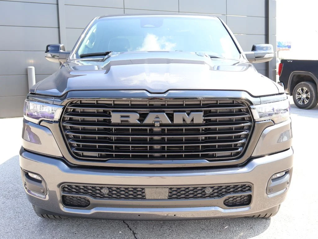 New 2026 Granite Crystal Metallic Clear-Coat Exterior Paint RAM Laramie image 7