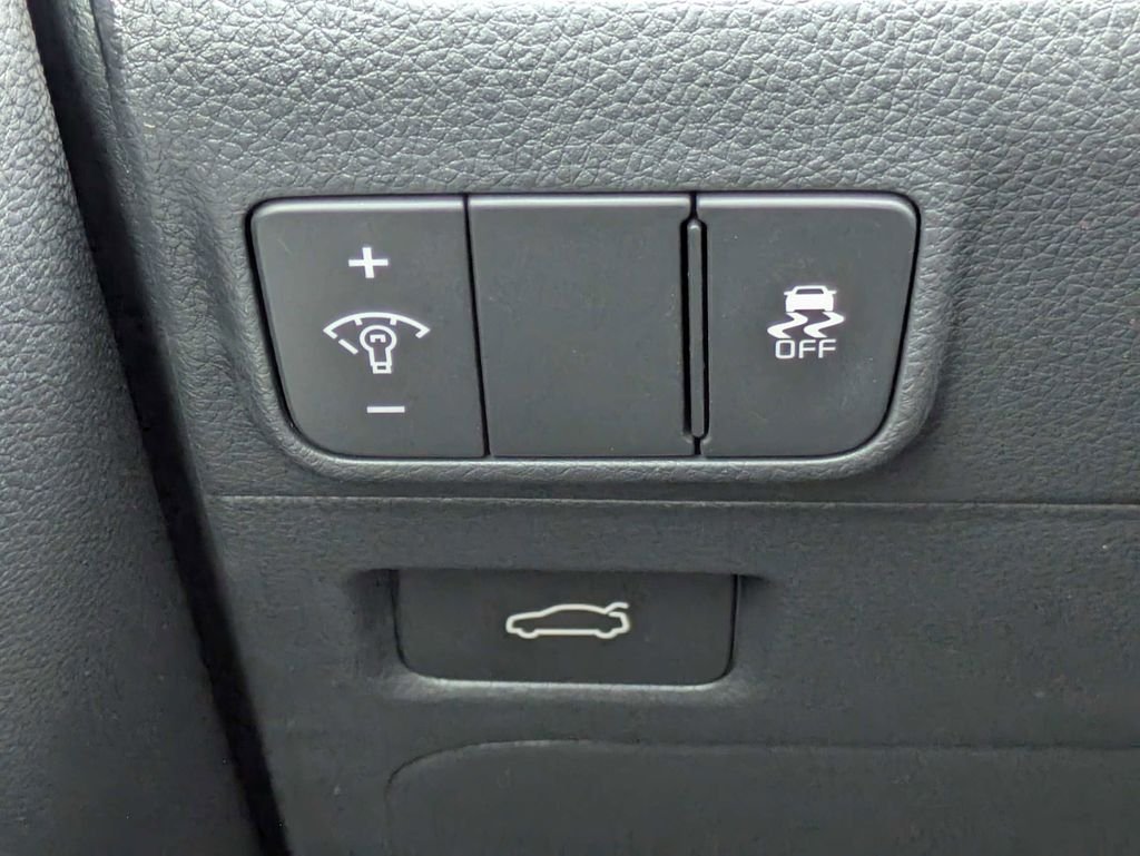 New 2026 Snow White Pearl Kia GT-Line FWD image 23