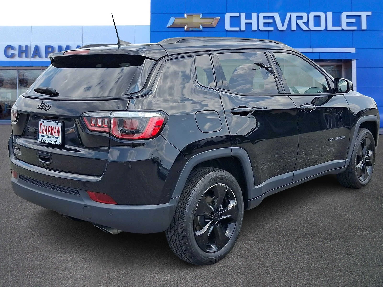 Used 2018 Black Jeep Altitude 4x4 image 6