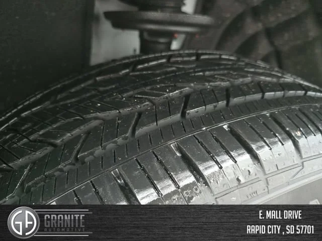 2026 GMC Acadia Denali - Photo 27