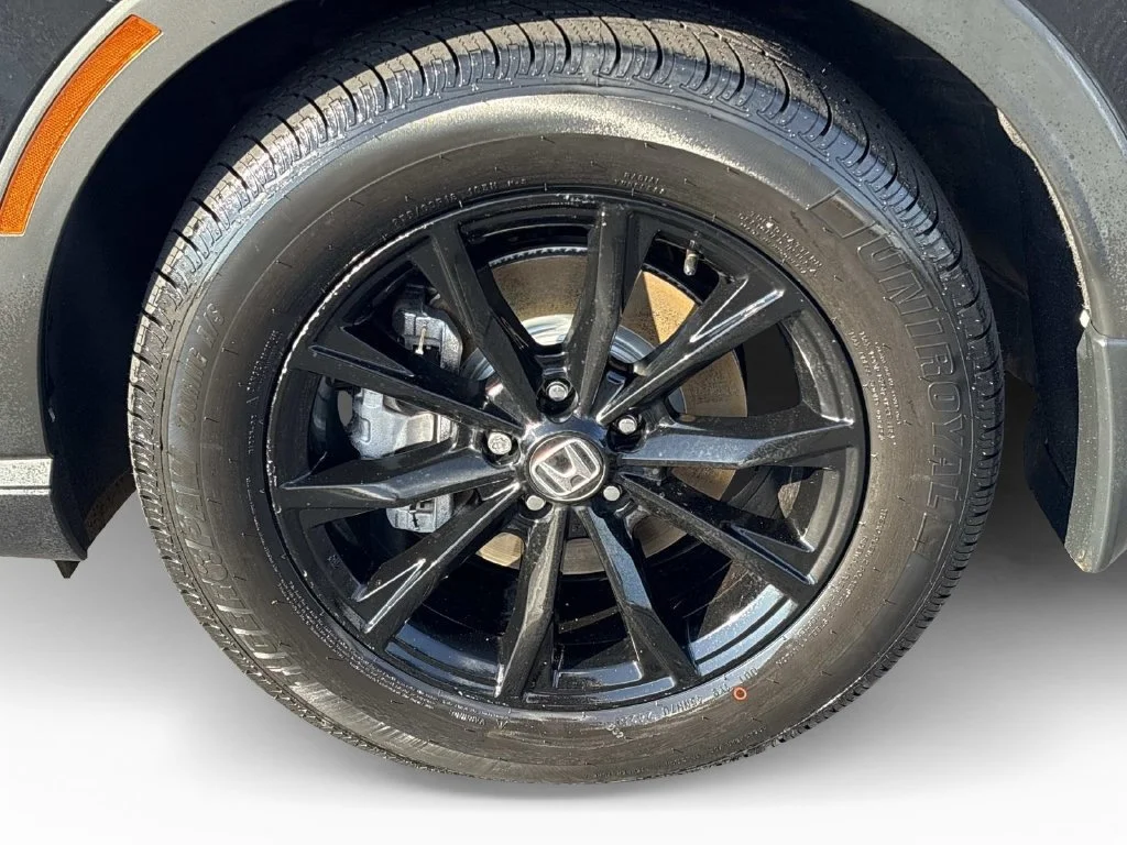 Used 2025 Black Honda Sport-L image 10