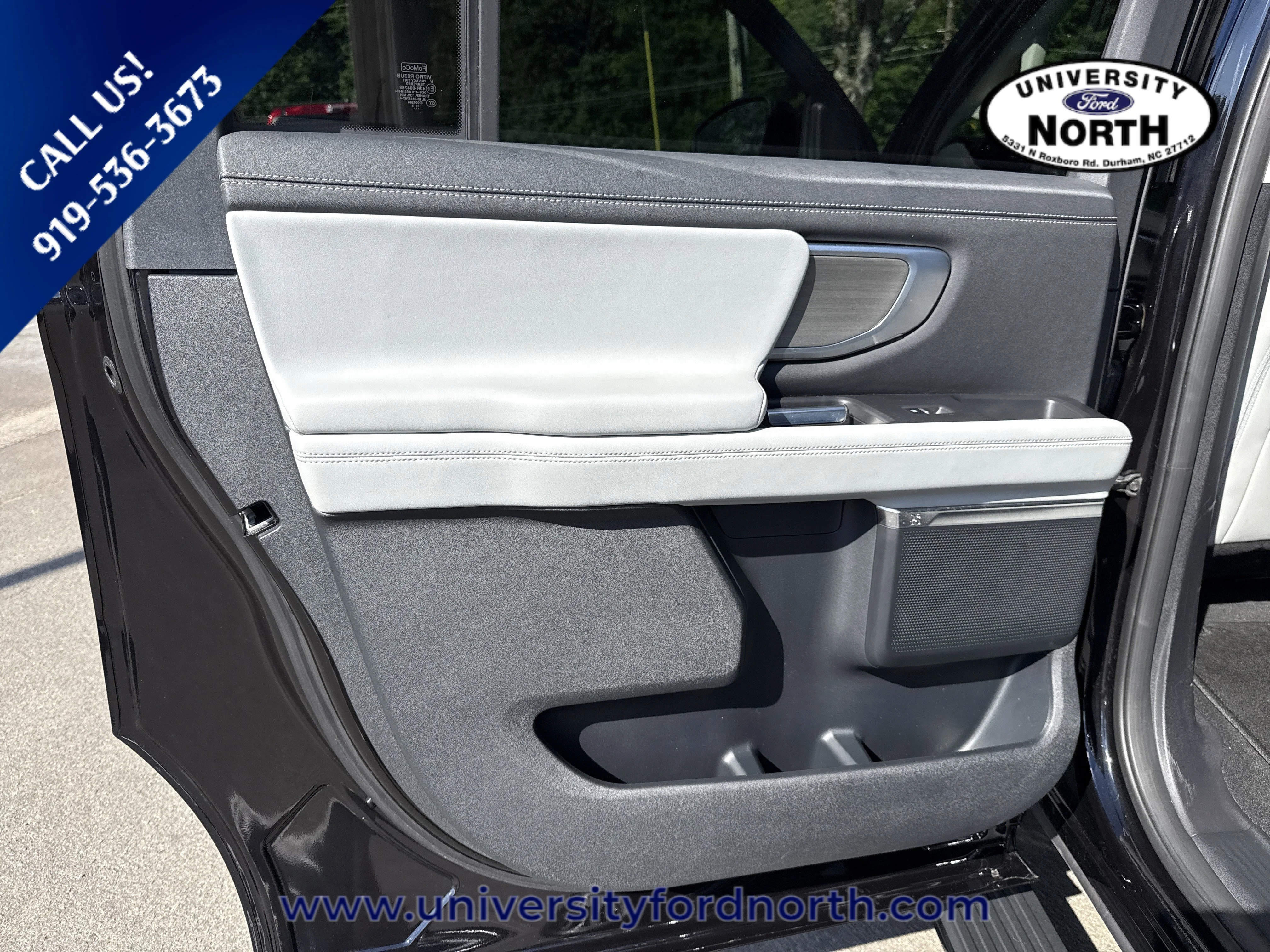 Used 2025 Agate Black Metallic Ford Platinum image 37