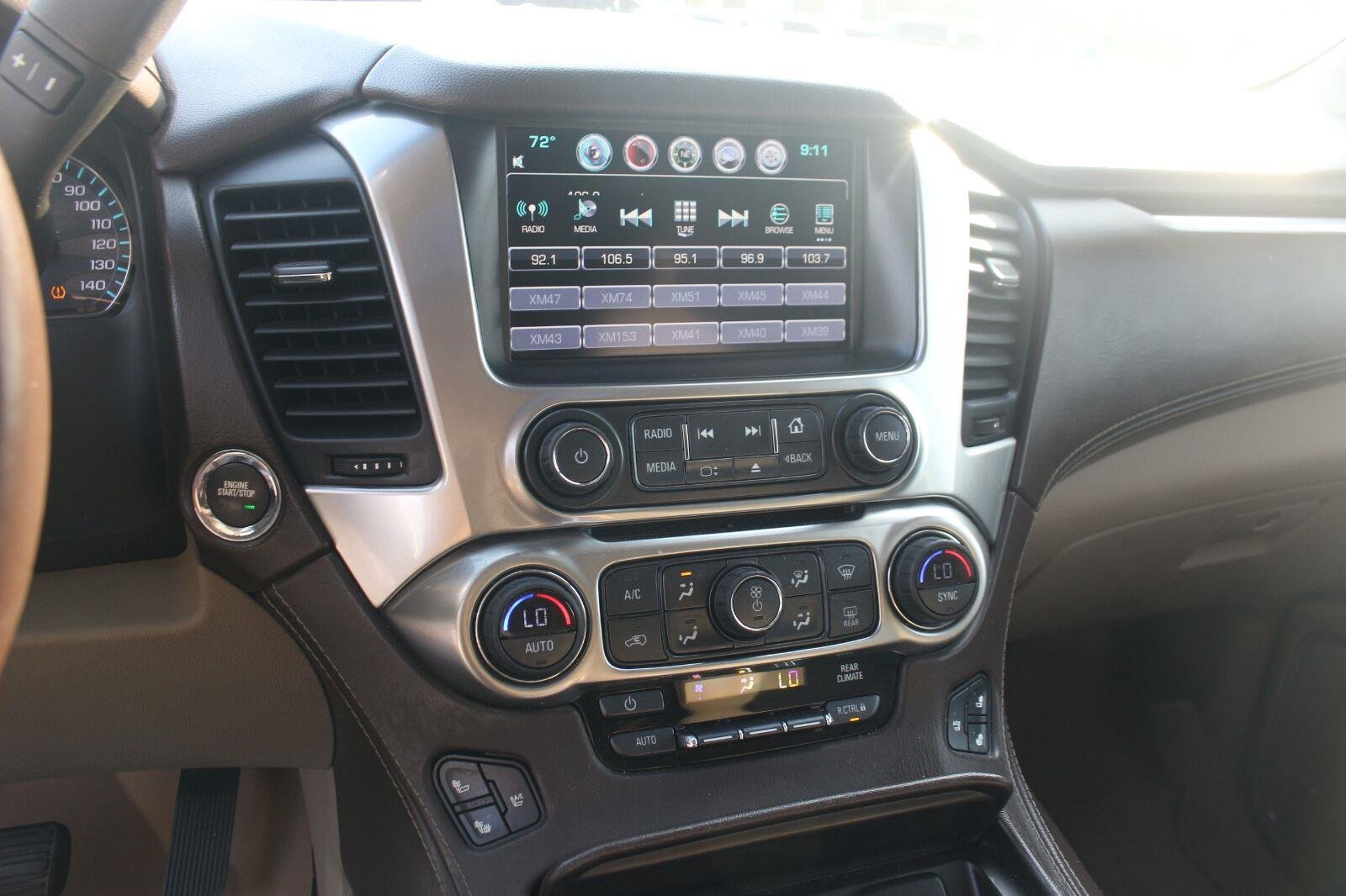 Used 2016 IRIDESCENT PEARL TRICOAT Chevrolet LTZ image 23