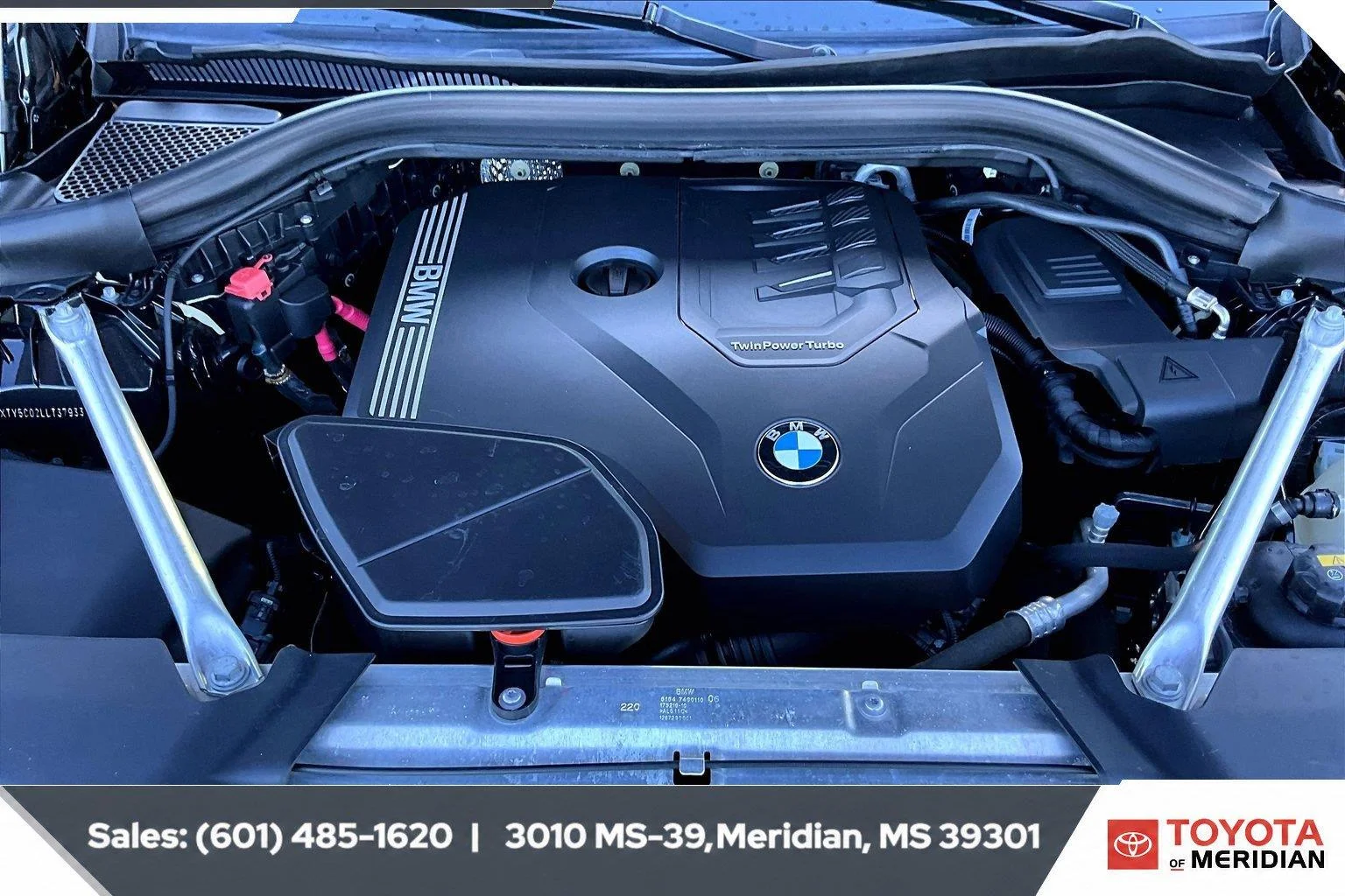 Used 2020 Dark Graphite Metallic BMW xDrive30i image 8