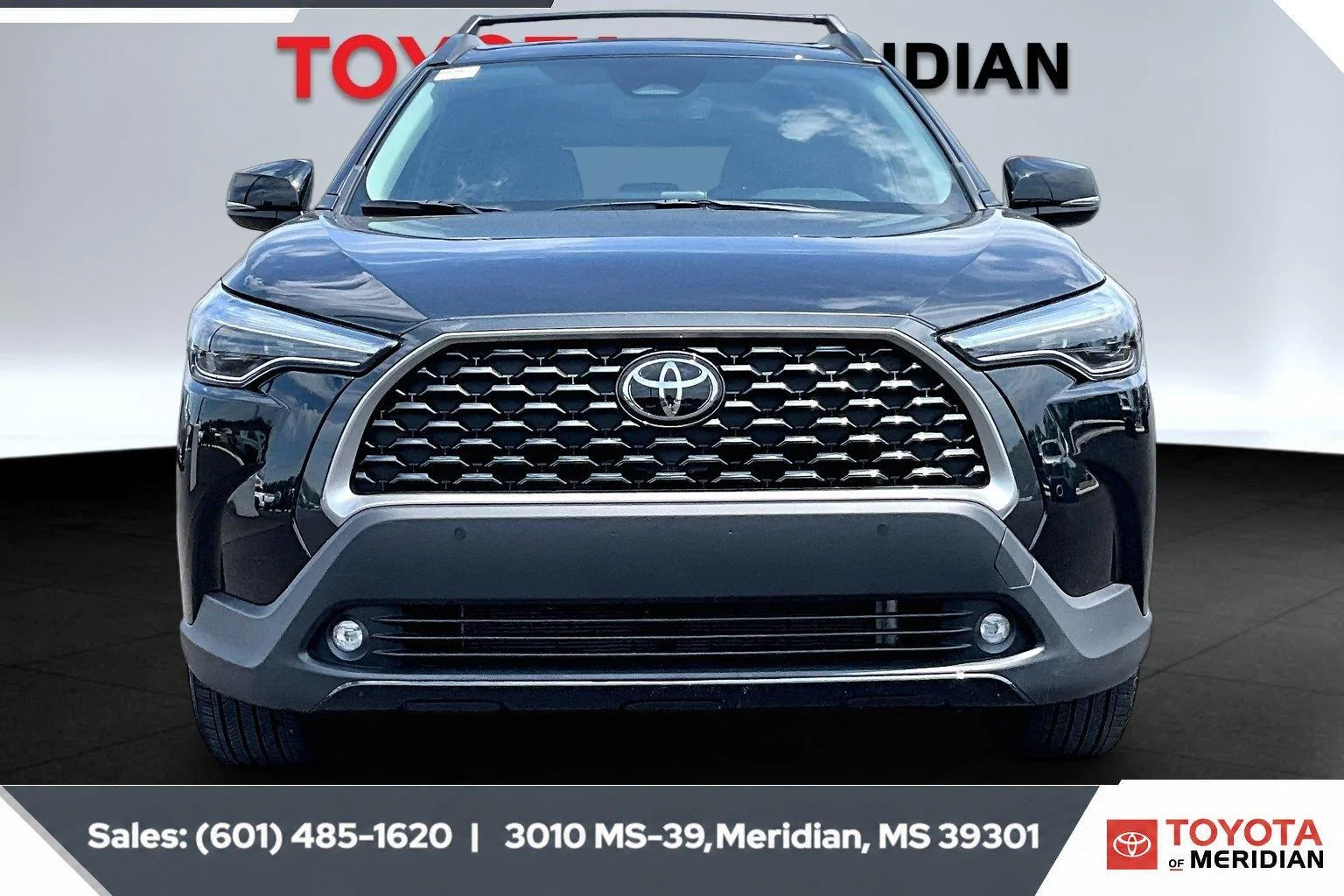 Used 2025 Jet Black Toyota XLE image 3