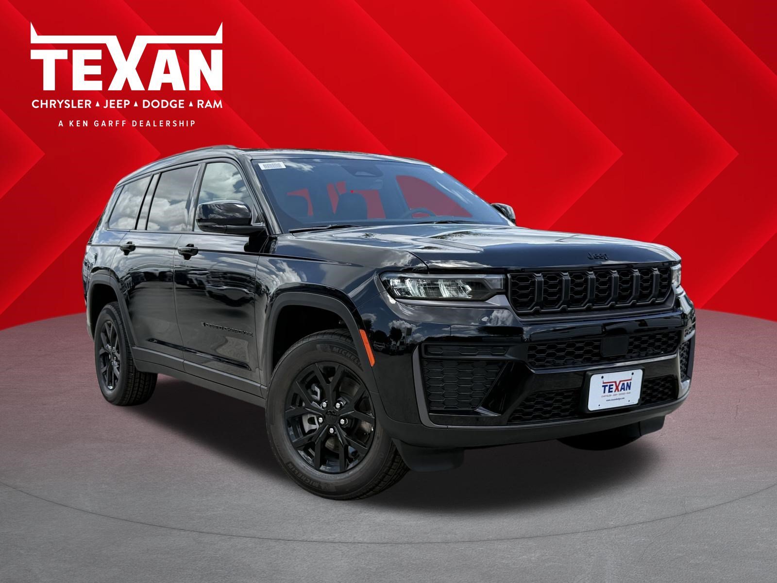 New 2026 Diamond Black Crystal Pearlcoat Jeep Laredo Altitude image 1
