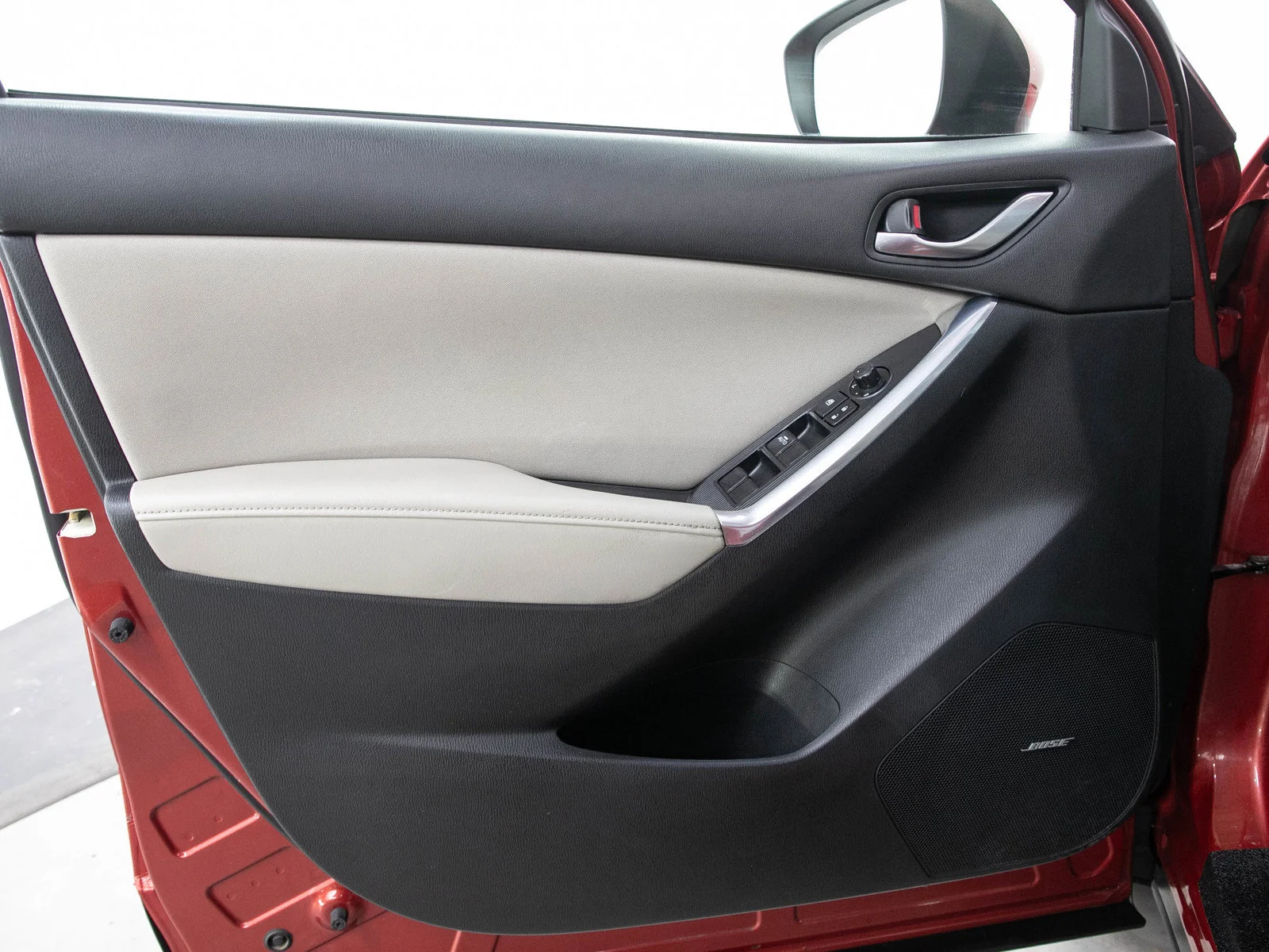 Used 2015 Soul Red Metallic Mazda Touring image 19