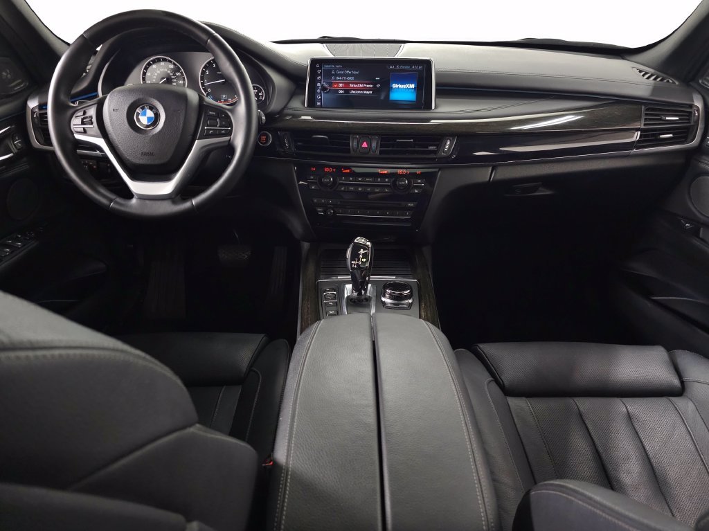 Used 2017 Black Sapphire Metallic BMW xDrive50i image 14