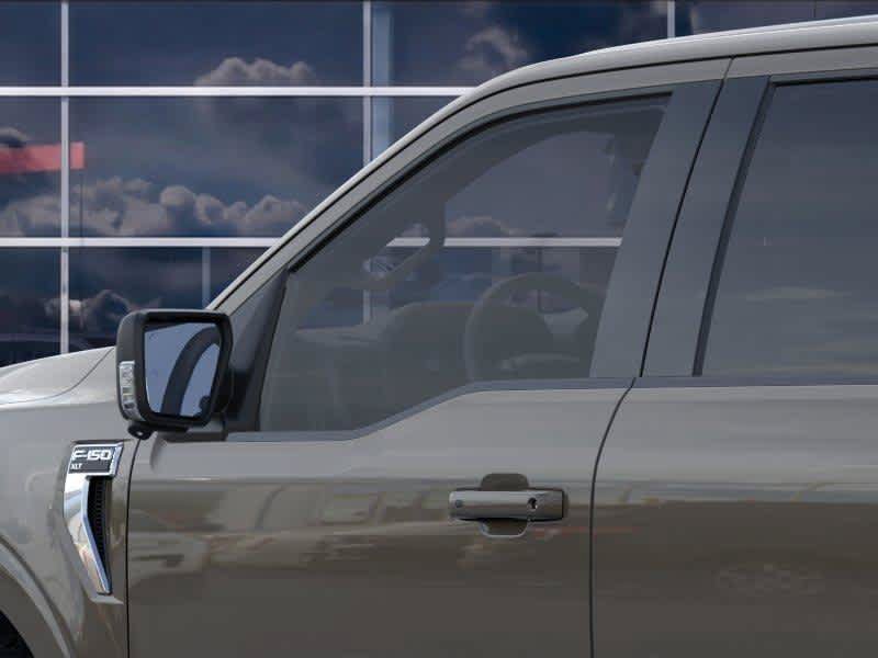 New 2026 Marsh Gray Ford XLT image 20