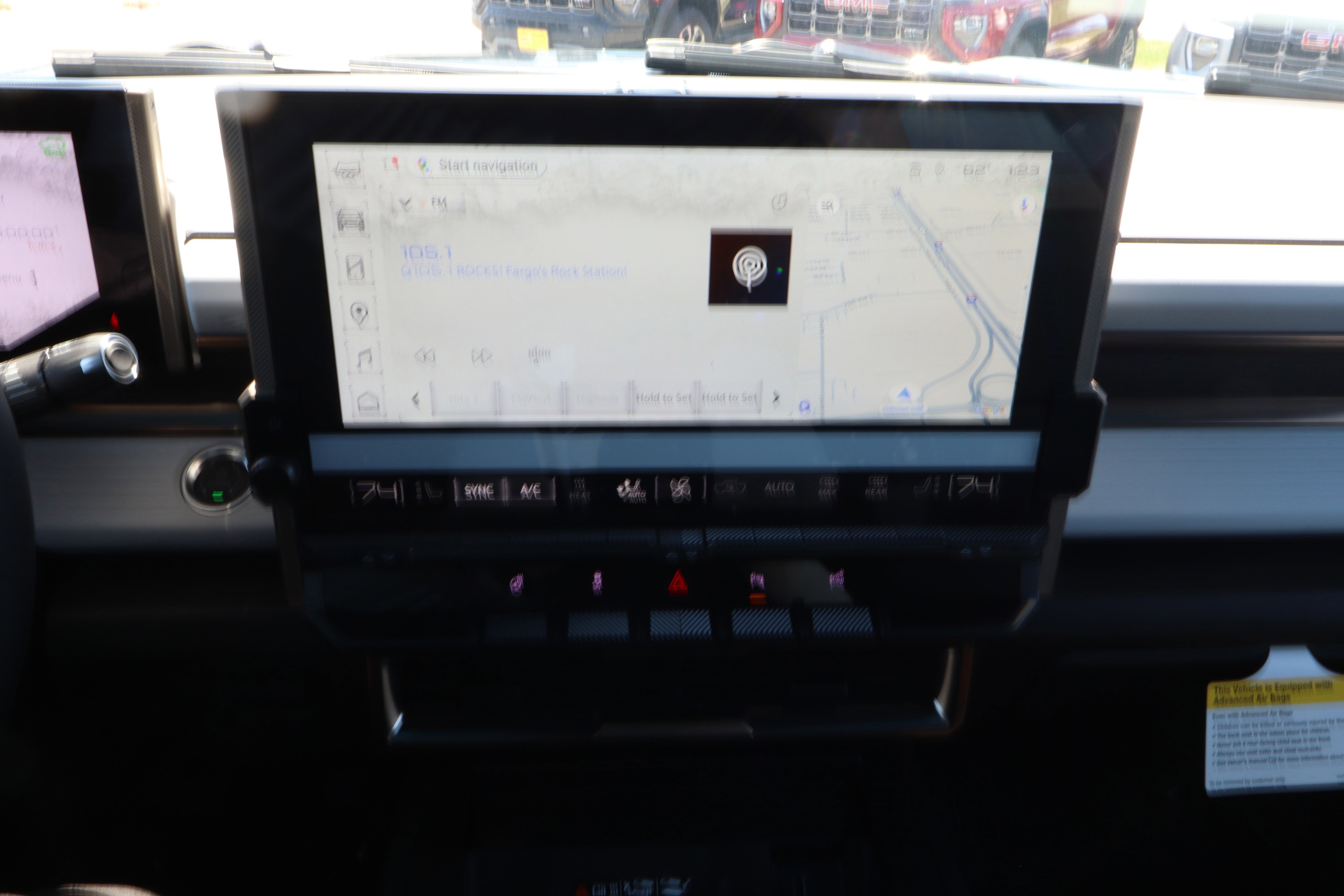 2025 GMC HUMMER EV 3X - Photo 14