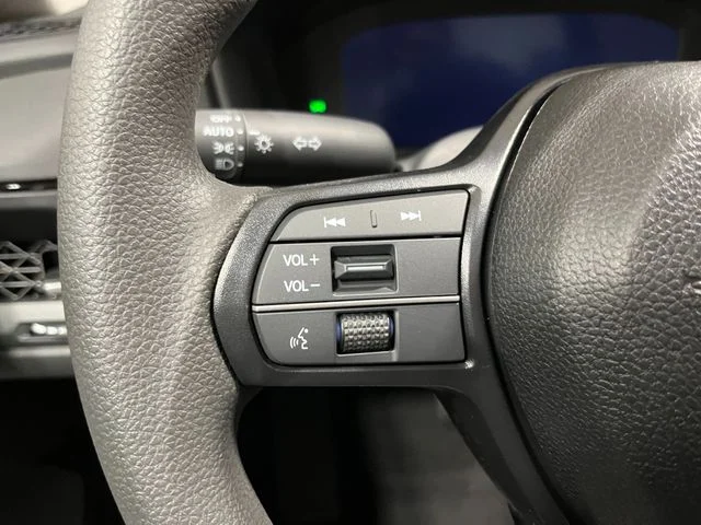 2025 Honda Accord SE - Photo 17
