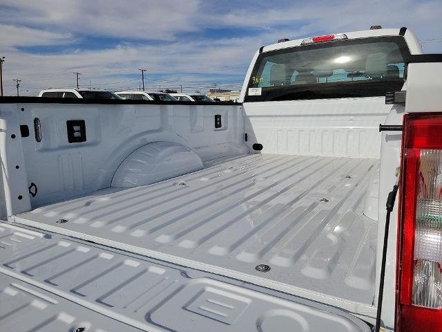 New 2026 Oxford White Ford F-350® XL image 15