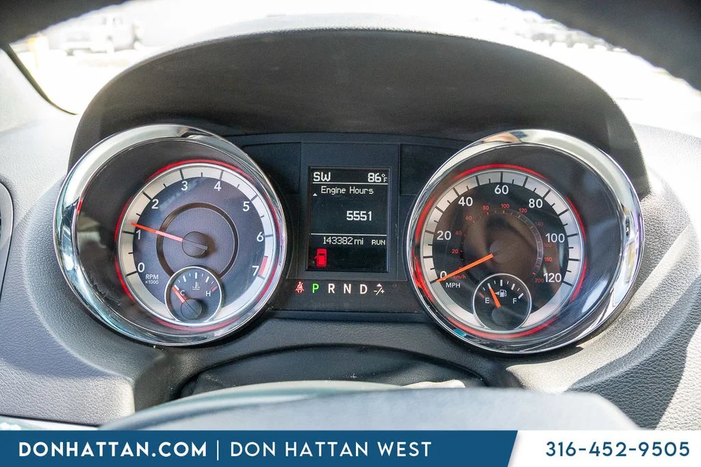 Used 2016 Beige Dodge R/T image 8