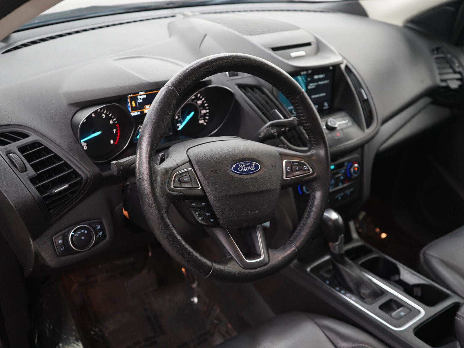 Used 2017 Ruby Red Metallic Ford SE image 20