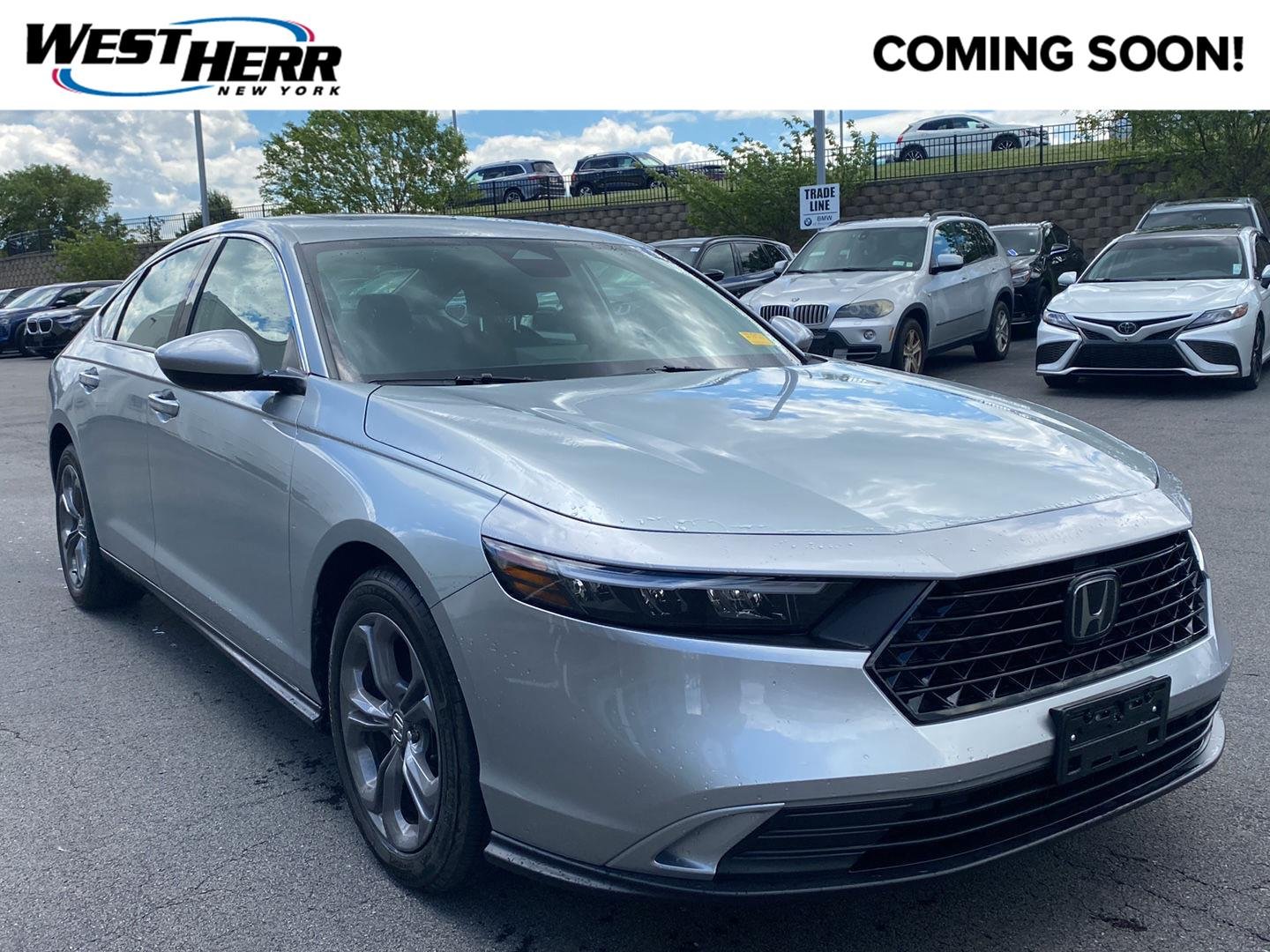 Used 2024 Solar Silver Metallic Honda EX image 1