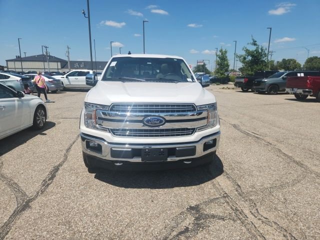 Used 2019  Ford Lariat image 4