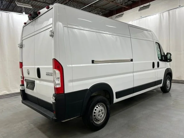 Used 2025 White Ram High Roof image 4