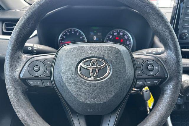 Certified Used 2022 SILVER SKY METALLIC Toyota  image 27